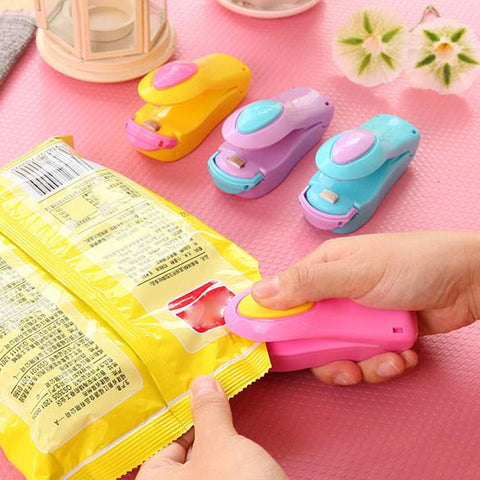 Food Heat Sealer Portable Hand Pressing Plastic Package Bag Mini Sealing Machine Easy Resealer for Food Snack Kitchen Gadgets